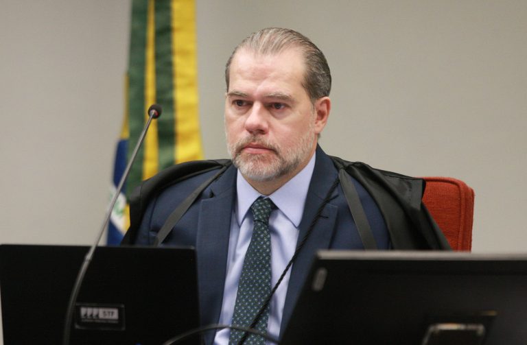 Toffoli determina que materiais apreendidos em operação sobre o Banco Master sejam mantidos no STF